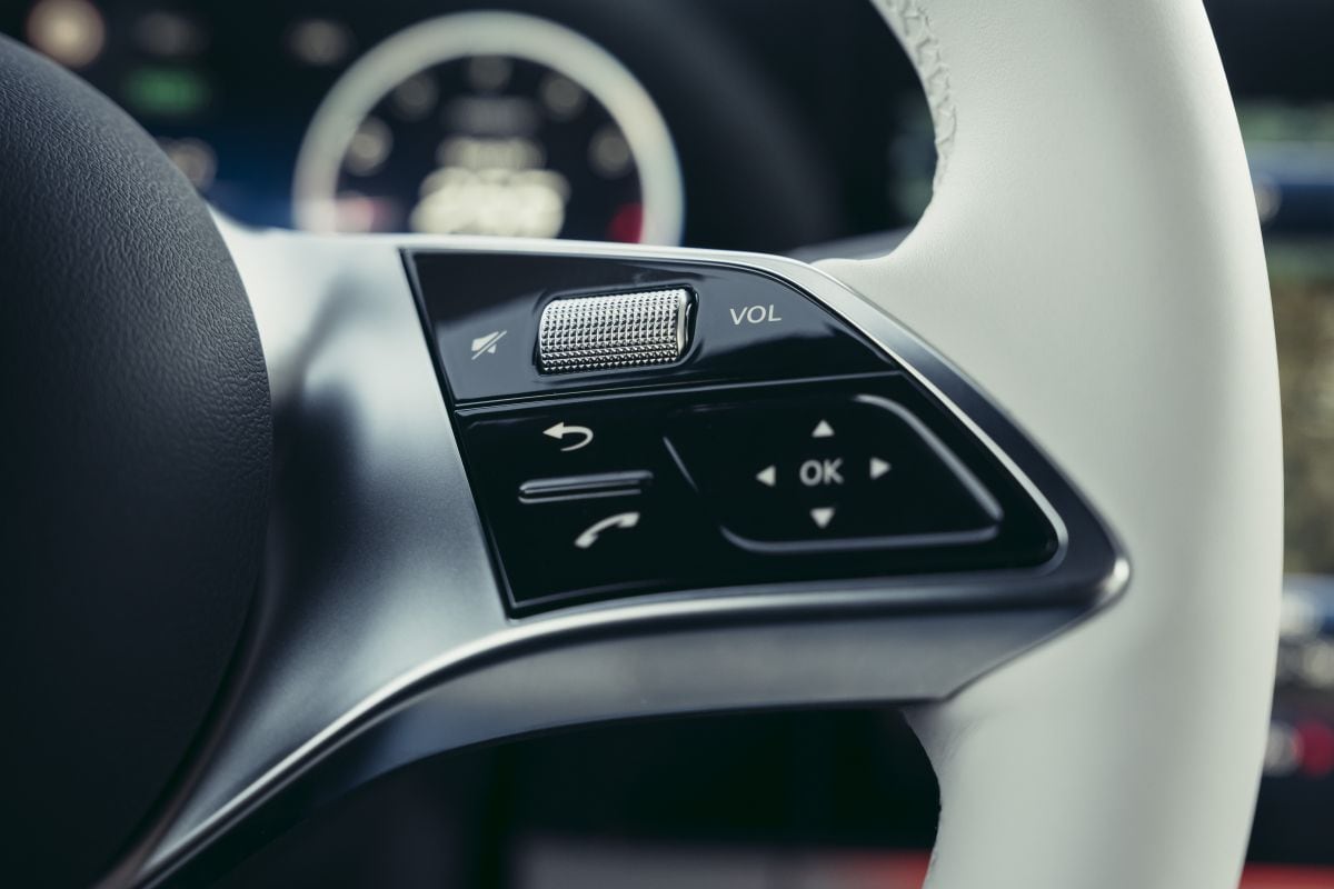 Mercedes-Benz CLA Hybrid