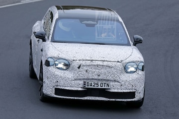 Bentley SUV spyshots