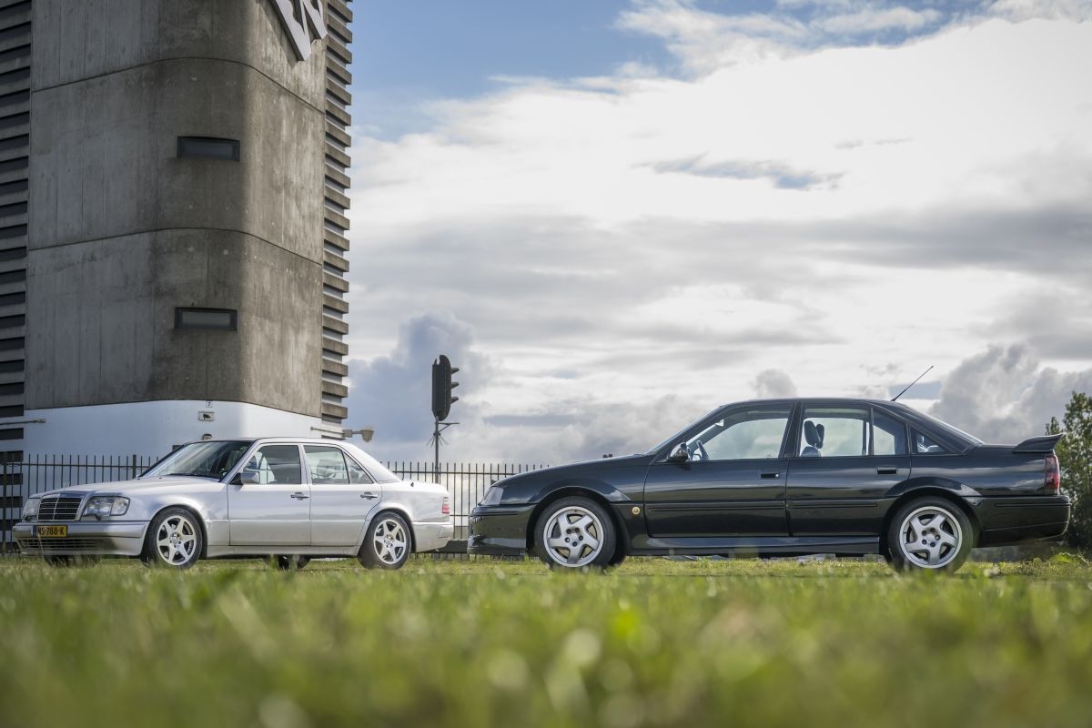 Lotus Omega vs Mercedes E500