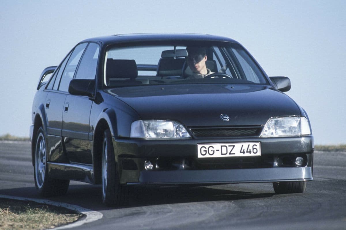 Opel Omega 3000 Evo 500