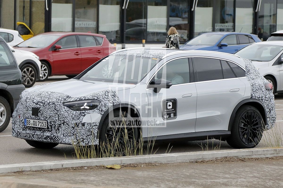 Mercedes-Benz GLC EQ 53 AMG spyshots
