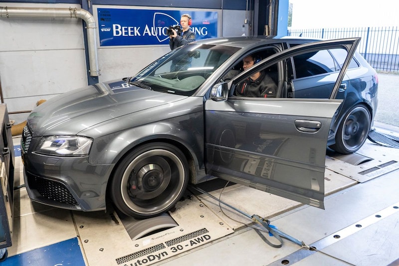 Audi RS3 Sportback (2012) - Op de rollenbank