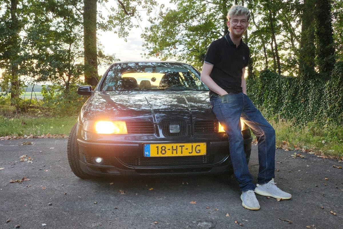 Seat Leon 1.8 20VT voor Mijn Eerste Auto