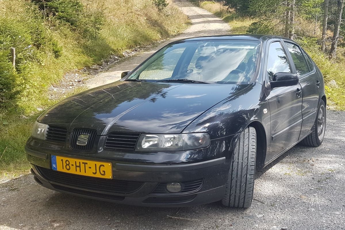 Seat Leon 1.8 20VT voor Mijn Eerste Auto