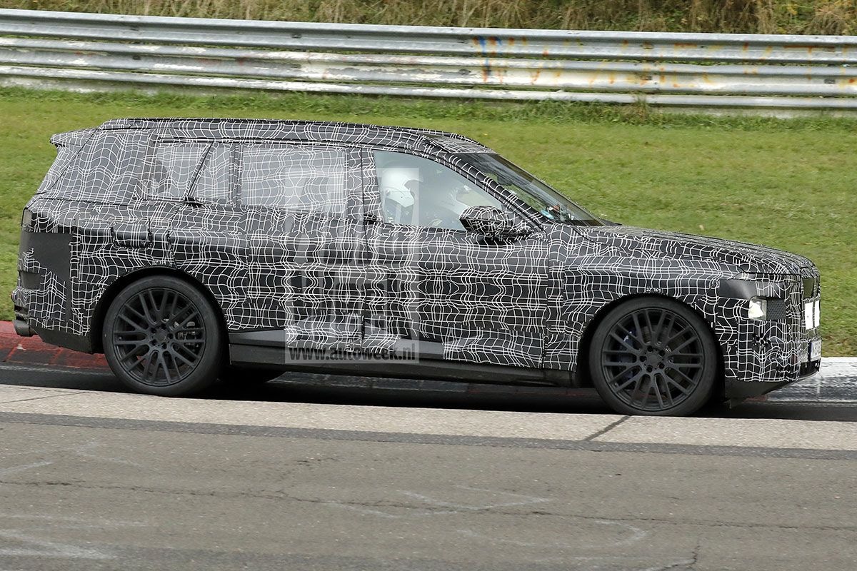 BMW X7 spyshots