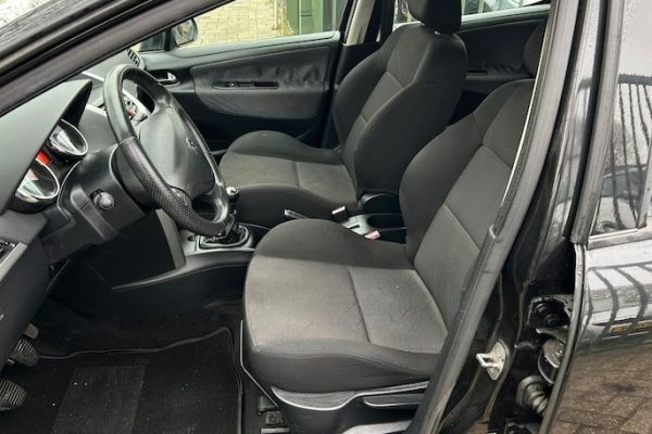 kleine stationwagons voor Op Zoek Naar