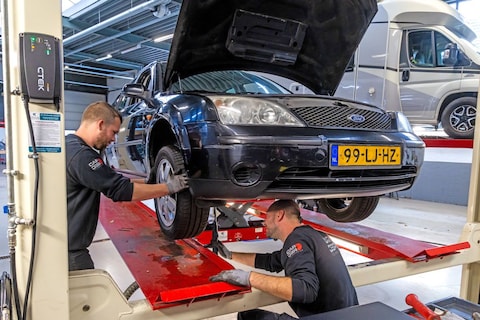 Ford Mondeo Wagon 1.8-16V – 2003 – 586.777 km - Klokje rond