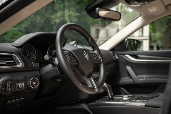 Op zoek naar een auto van een ton