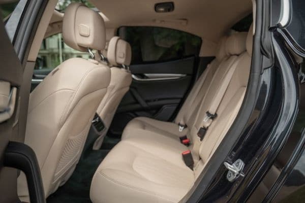 Op zoek naar een auto van een ton