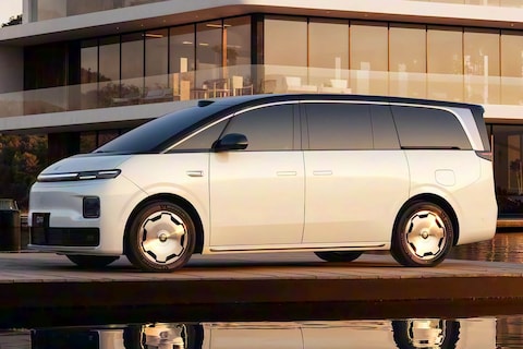 Leapmotor heeft nu ook een grote elektrische MPV: dit is de D99