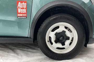 Opel Frontera witte stalen wielen