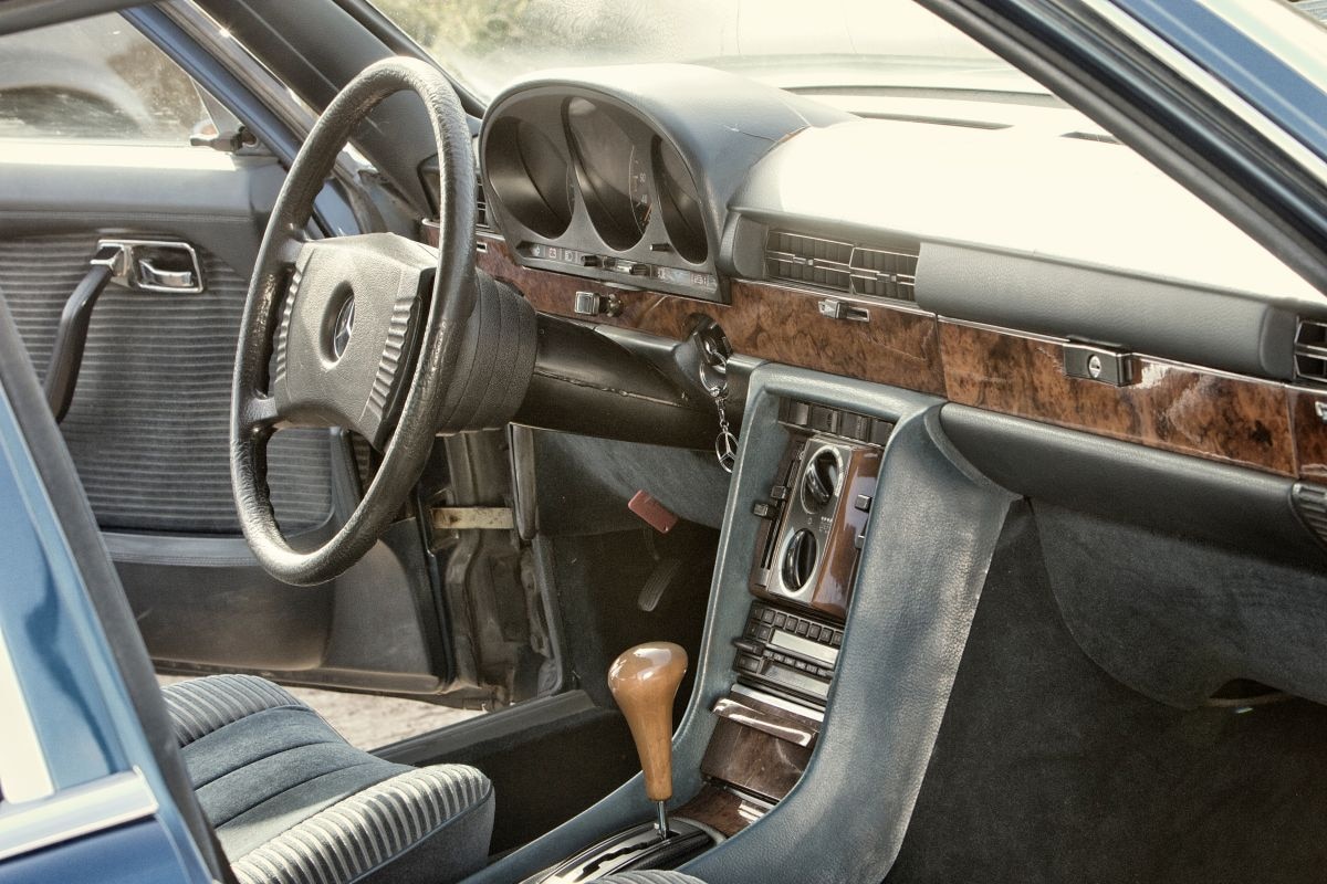 Mercedes-Benz 450 SEL 6.9