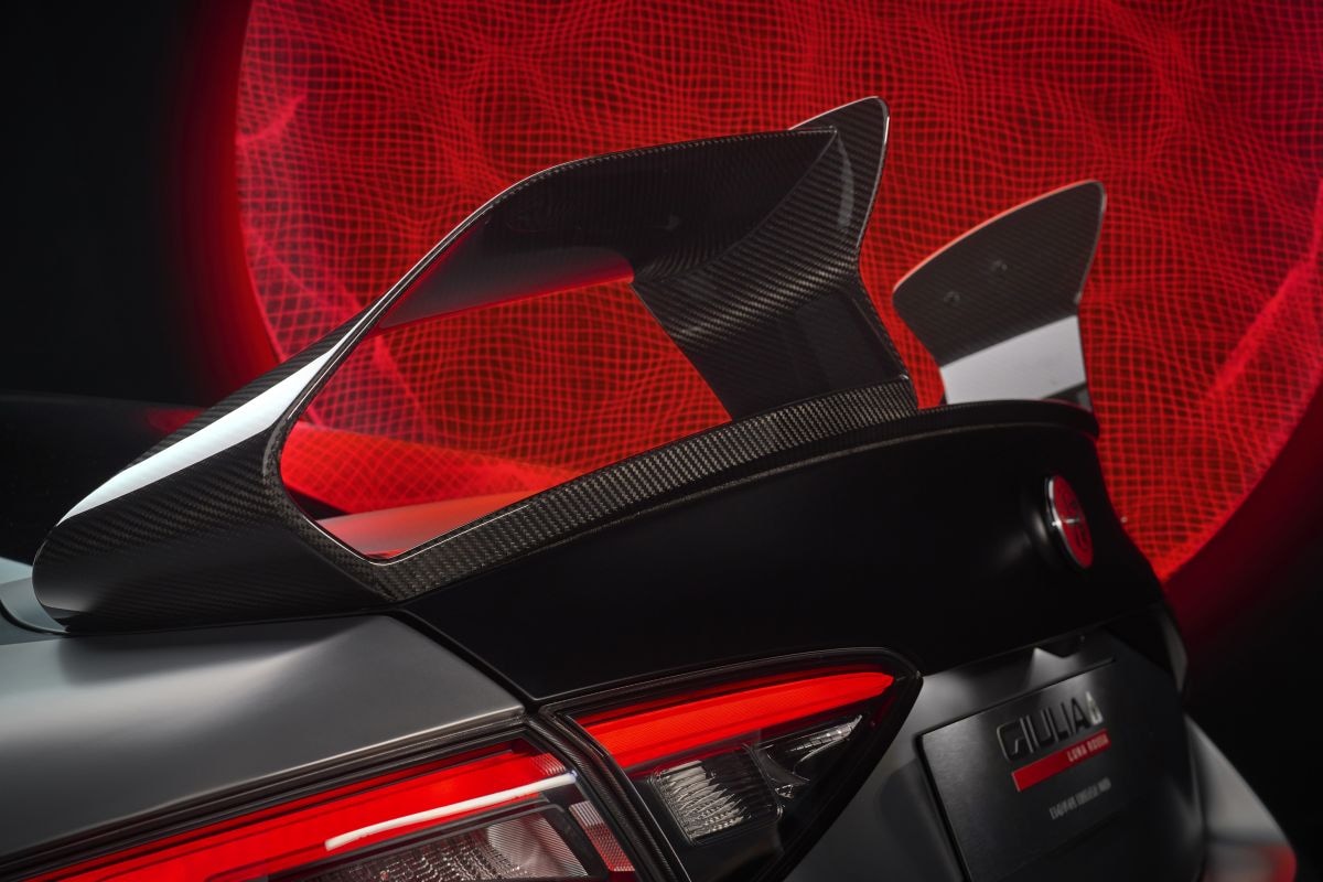 Alfa Romeo Giulia Luna Rossa