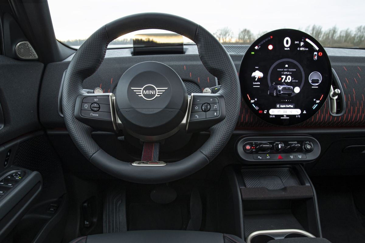 Volkswagen T-Roc Mini Countryman dubbeltest