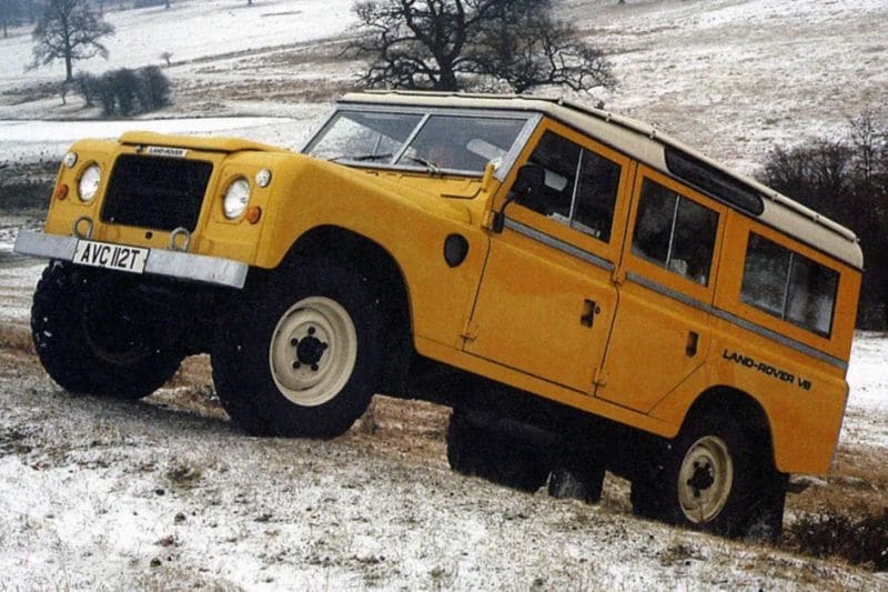 Land Rover 109 V8