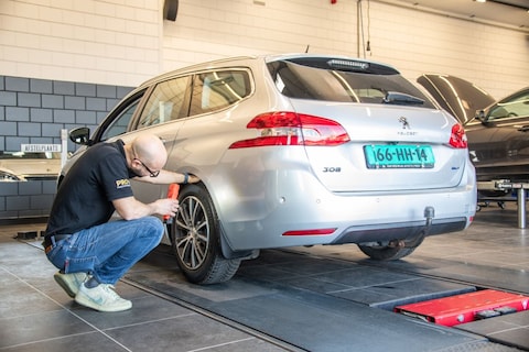 Dit doet een aankoopkeurmeester die je kunt inschakelen voor aankoopkeuring