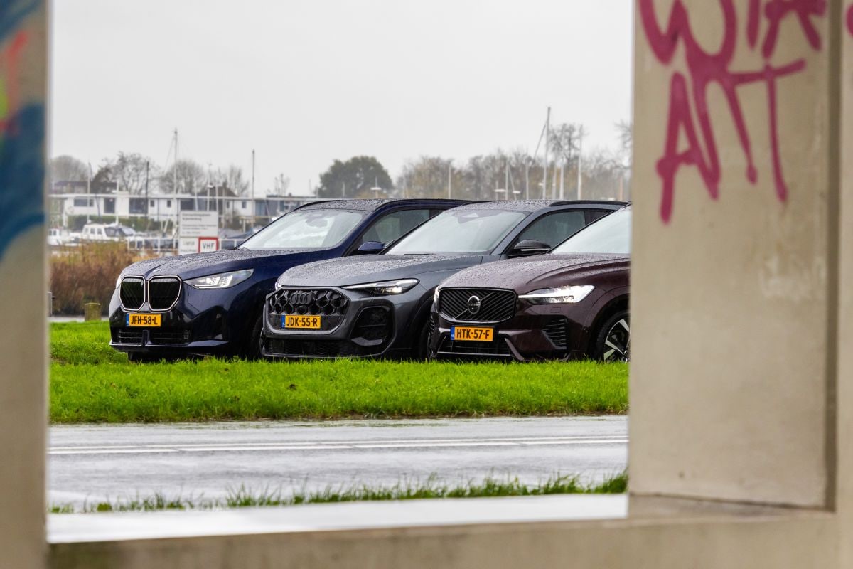 Triotest BMW X3 Volvo XC60 Audi Q5 Volvo Audi BMW