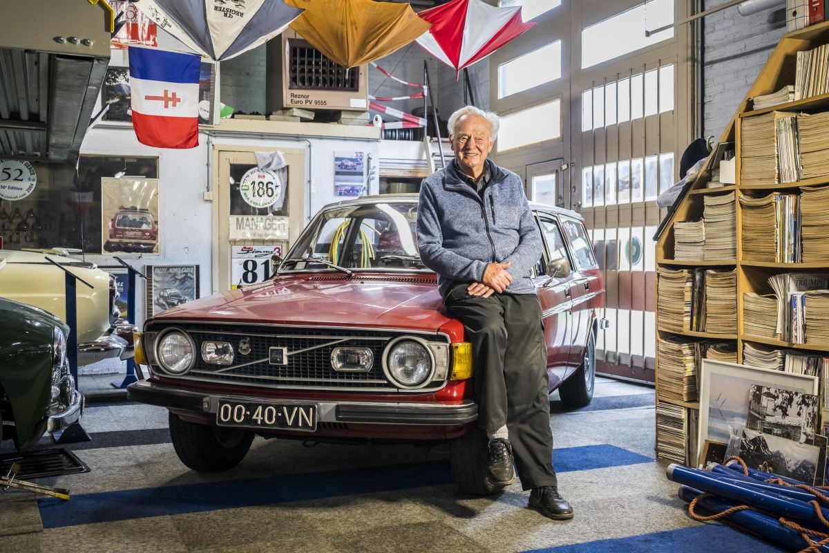 Volvo 145