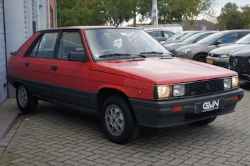 Renault 11