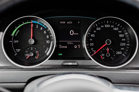 Auto met kilometerblokker niet automatisch naar de sloop, maar het kan wel