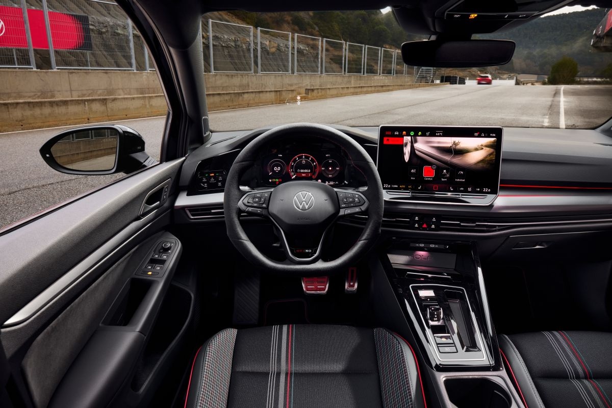 Volkswagen Golf GTI Edition 50