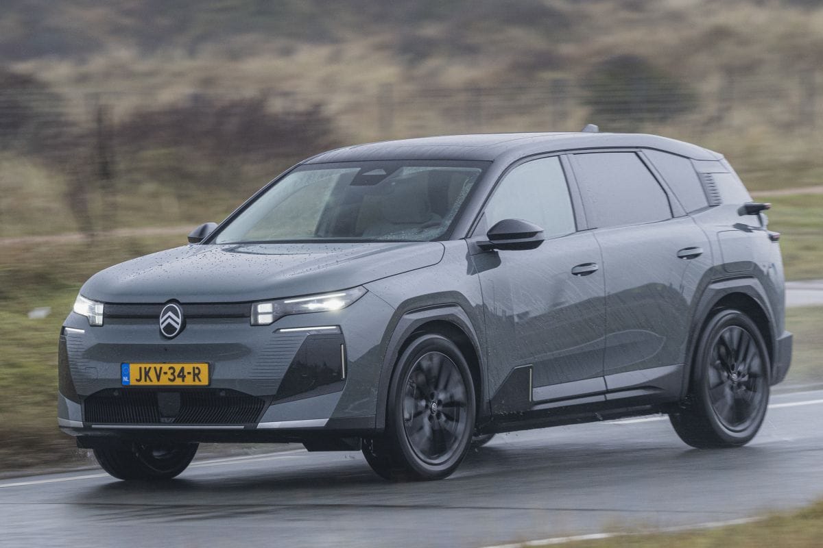 Citroën ë-C5 Aircross - rijdend