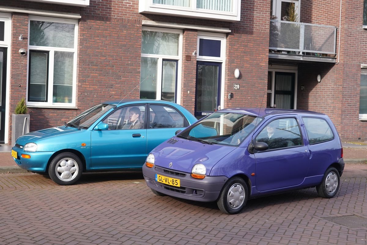 Mazda 121 en Renault Twingo