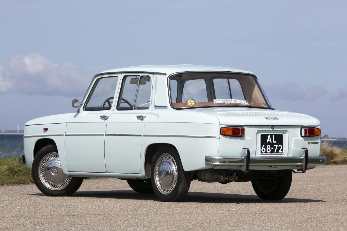 Renault 8