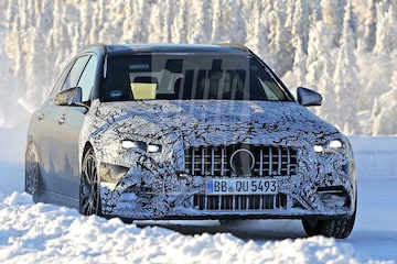 Mercedes-AMG C 53 43 spyshots