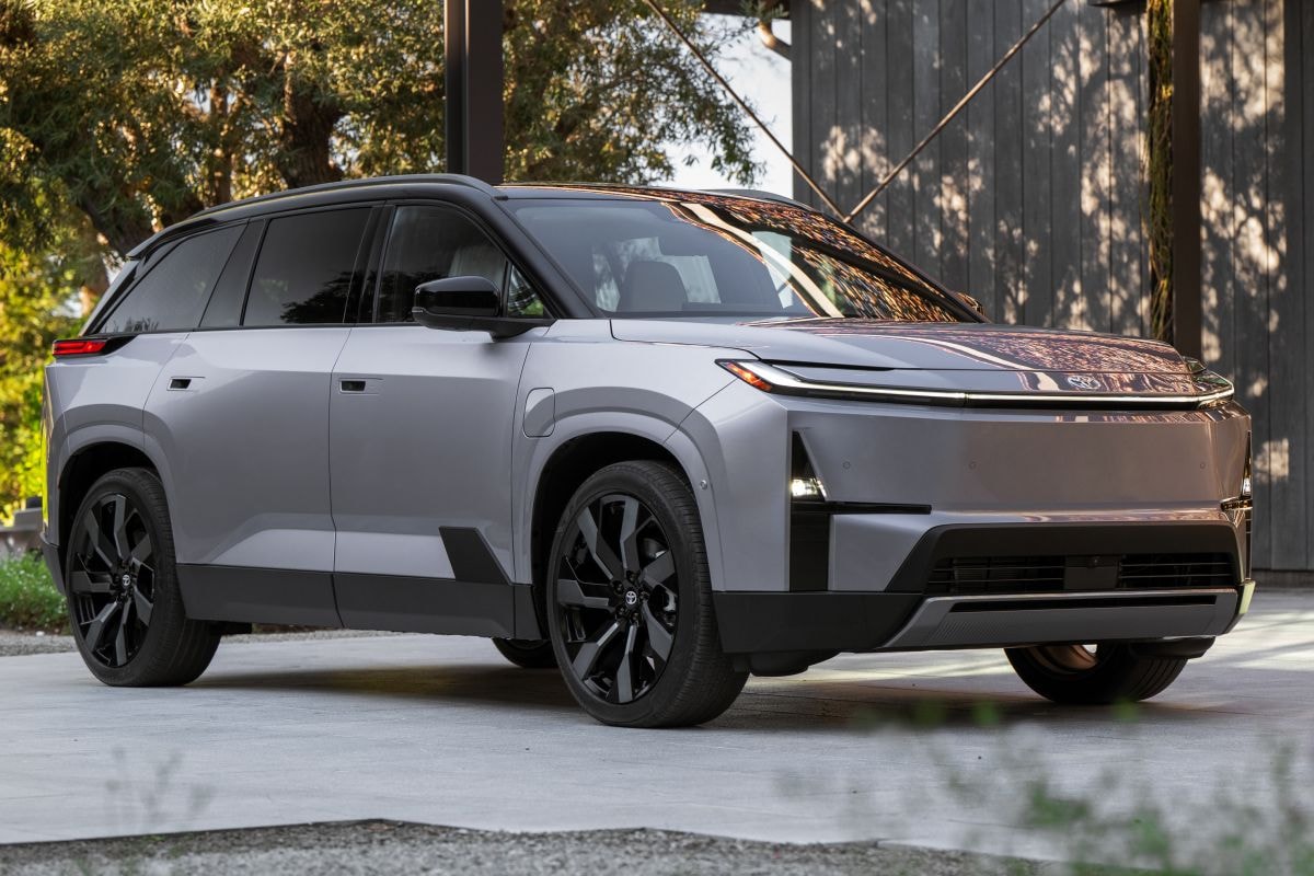 Toyota Highlander BEV