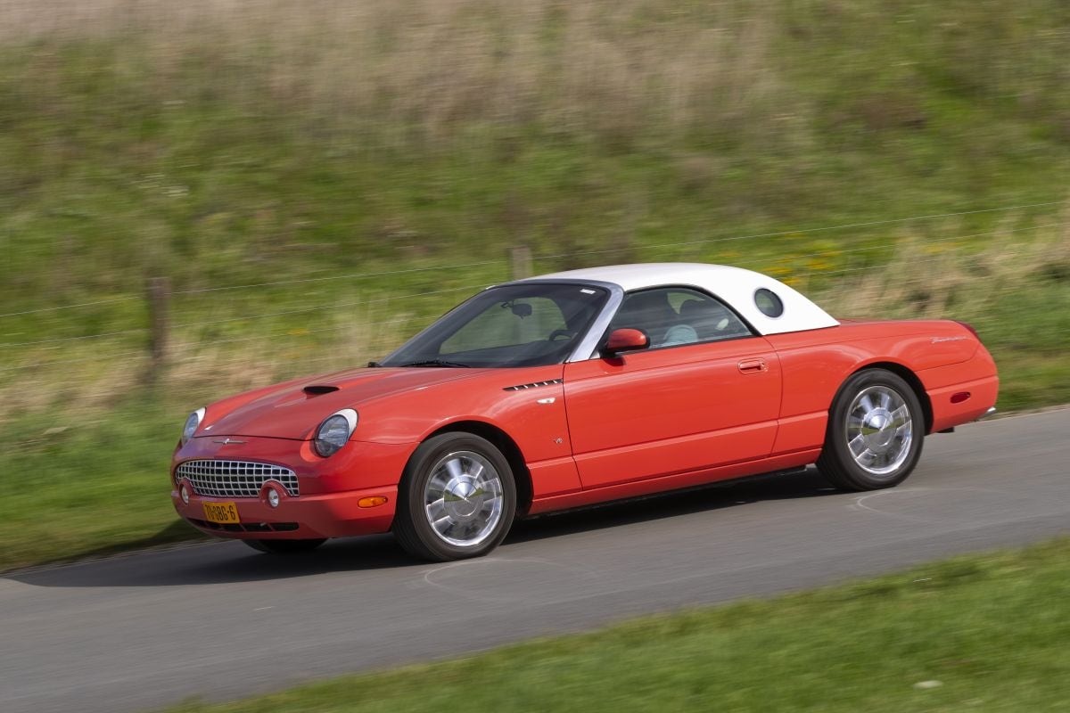 Ford Thunderbird 2003