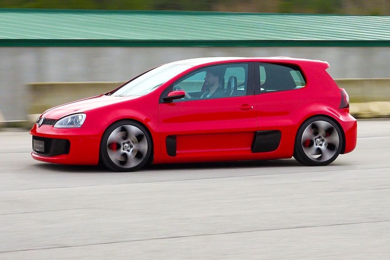 20 jaar geleden lepelde Volkswagen een W12 in de Golf GTI 650, nu mogen wij ermee rijden!