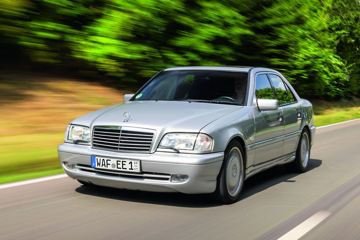 MERCEDES AMG DUITS KENTEKEN