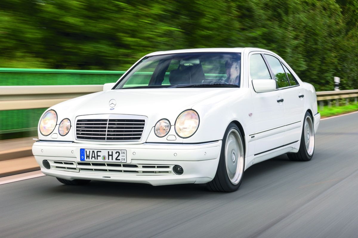 MERCEDES AMG DUITS KENTEKEN