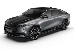 DS N°8 Pallas Black Edition