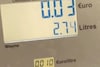 extreem lage benzineprijs bij Frans tankstation door typfout