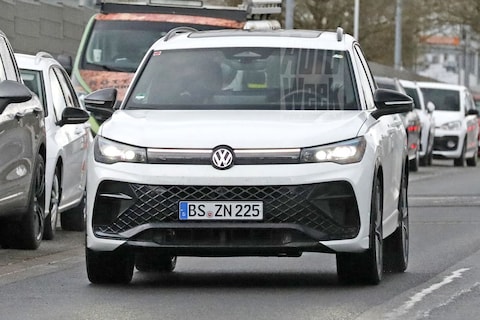 Volkswagen Tiguan R strekt de benen