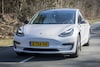 Tesla Model 3 in klokje rond