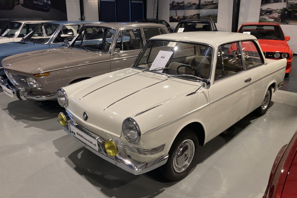 Klassieke BMW-tentoonstelling museum