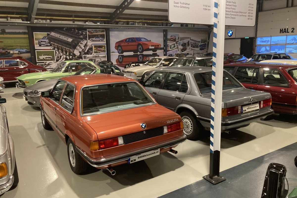 Klassieke BMW-tentoonstelling museum