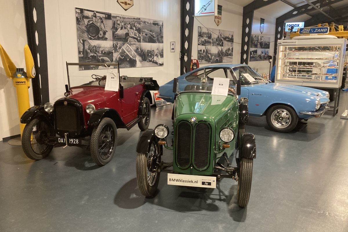 Klassieke BMW-tentoonstelling museum