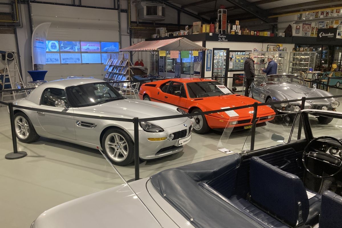 Klassieke BMW-tentoonstelling museum