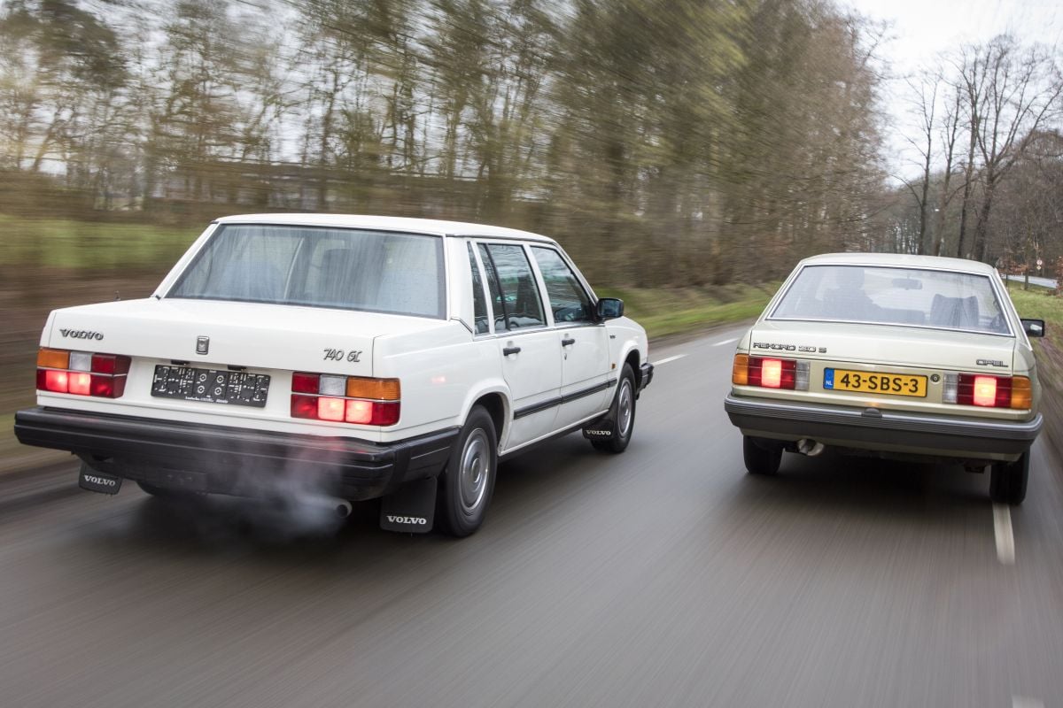 Opel Rekord en Volvo 740 sedans jaren 80 klassiekers