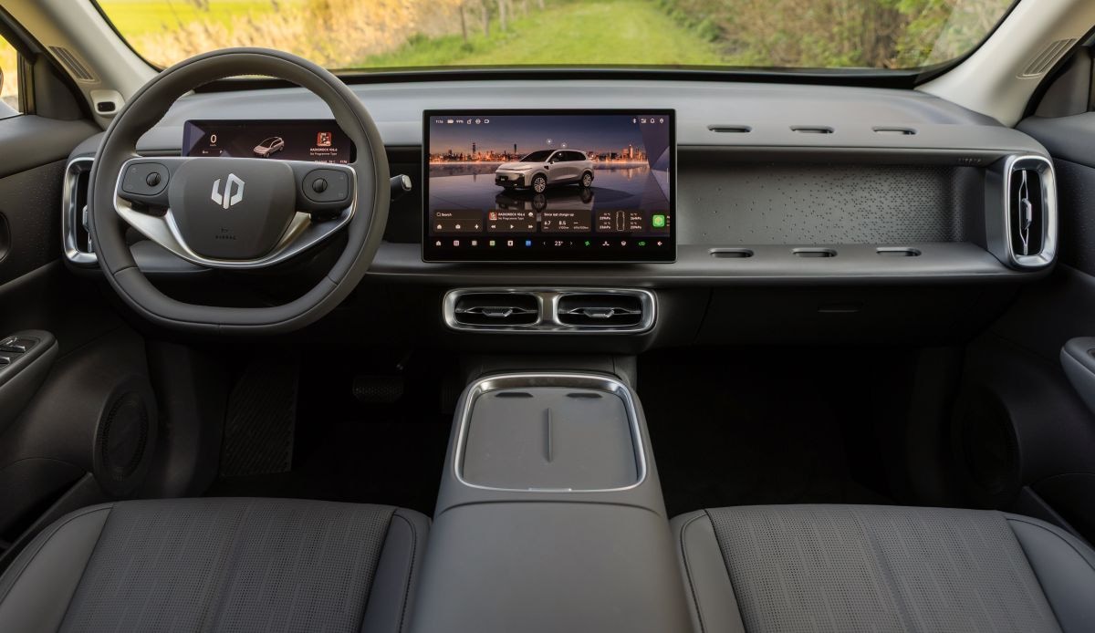 Leapmotor B10 Hybrid EV