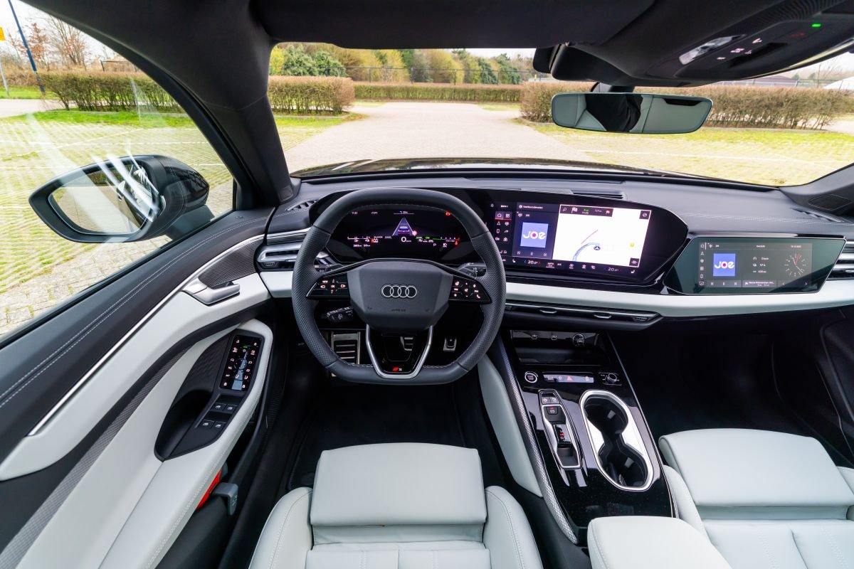 Audi A6 Avant e-Hybrid