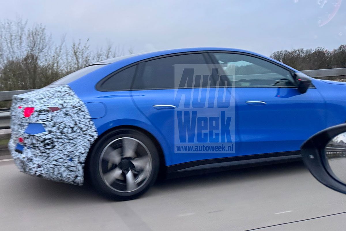 Mercedes-Benz C-klasse EQ spyshots