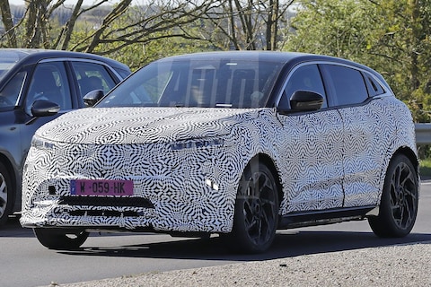 Met deze gefacelifte Renault Megane E-Tech verdwijnt het ‘oude’ Renault-design