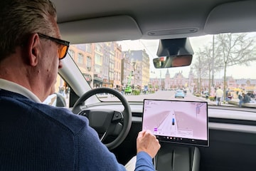 Tesla FSD in Amsterdam