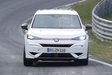 Volkswagen T-Roc spyshots