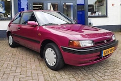 Mazda 323